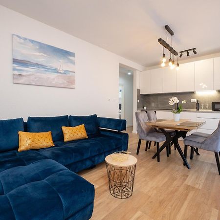 Apartment Ivi Трогір Екстер'єр фото