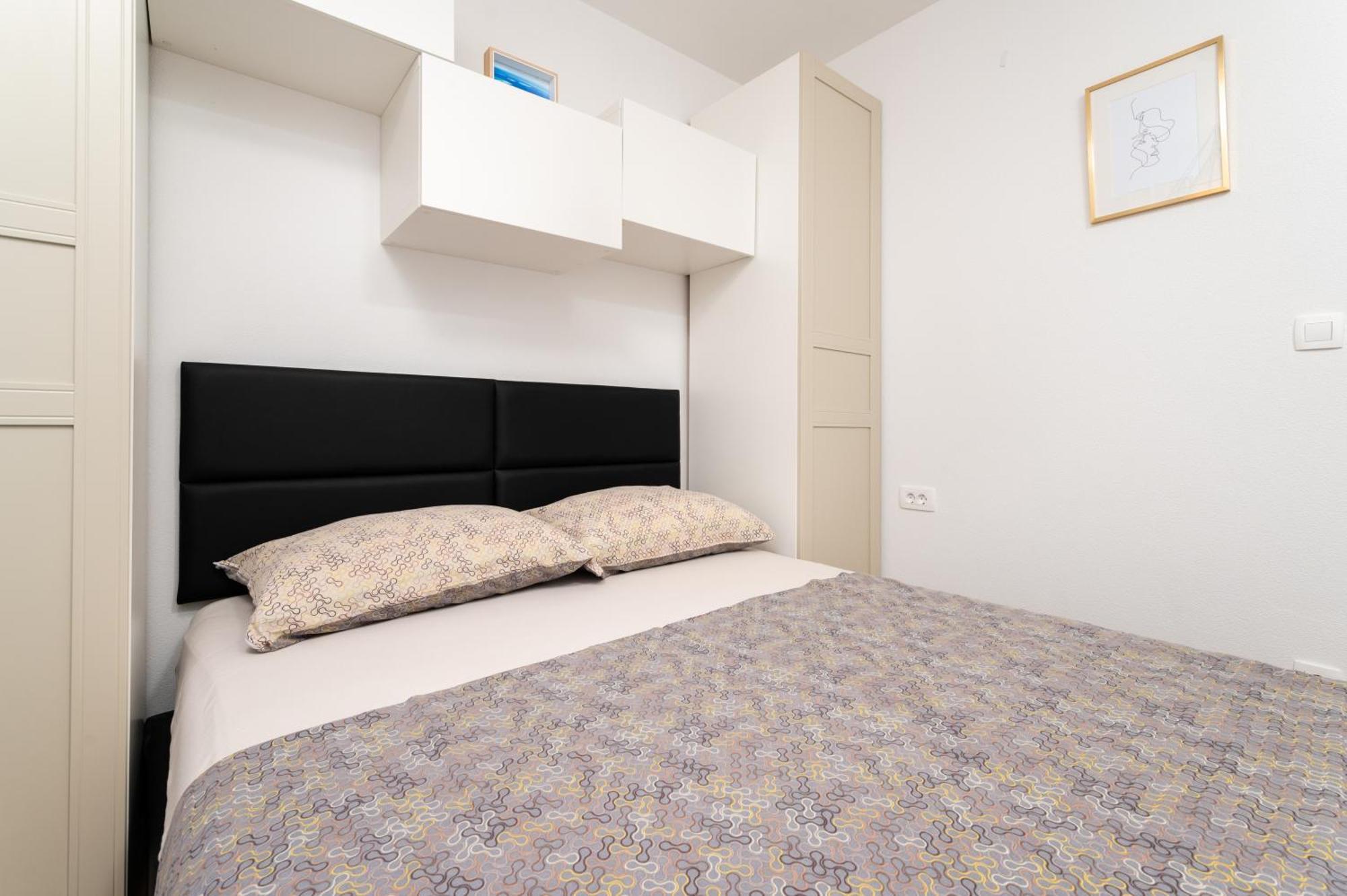 Apartment Ivi Трогір Екстер'єр фото