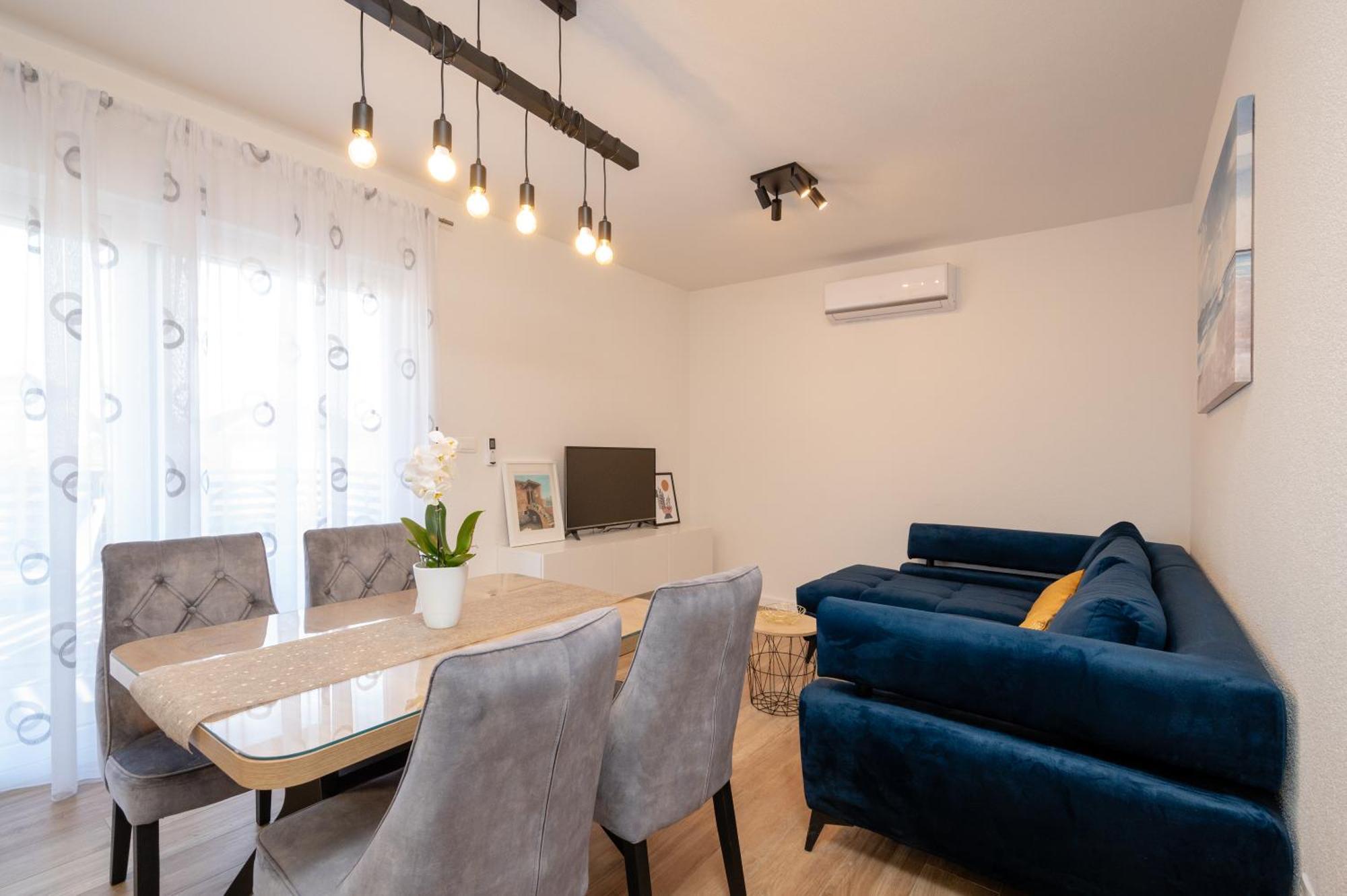 Apartment Ivi Трогір Екстер'єр фото