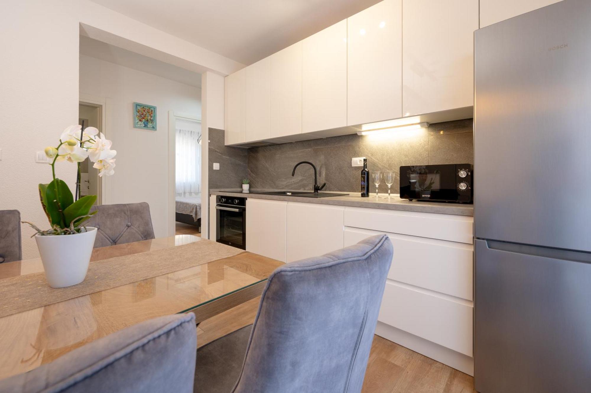 Apartment Ivi Трогір Екстер'єр фото