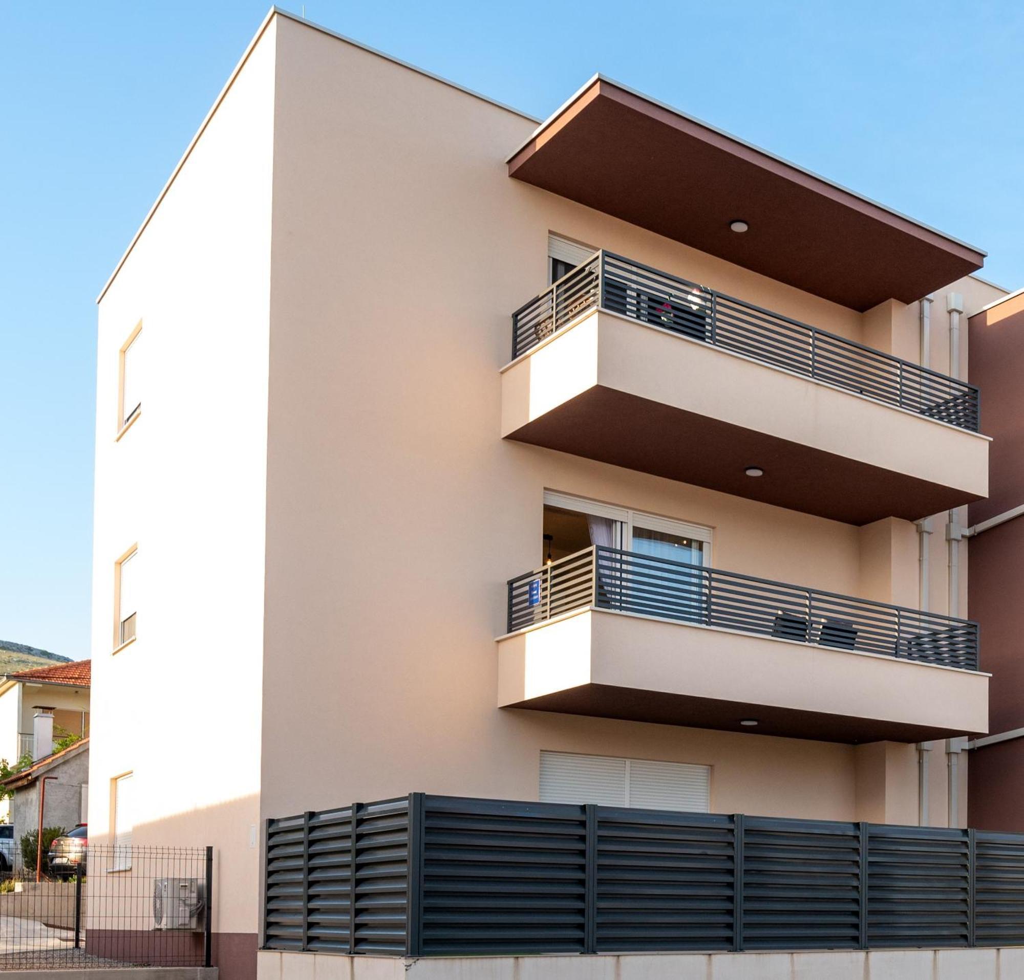 Apartment Ivi Трогір Екстер'єр фото